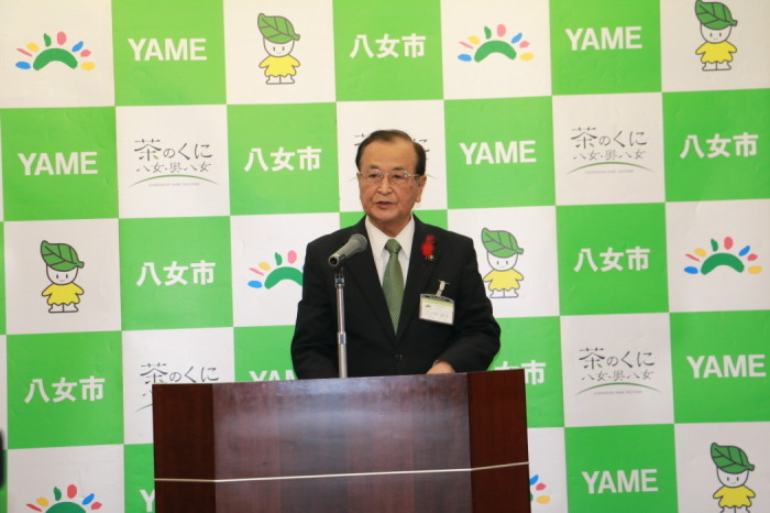 11月の記者会見の様子