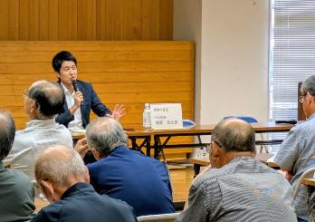 黒木地区での移動市長室