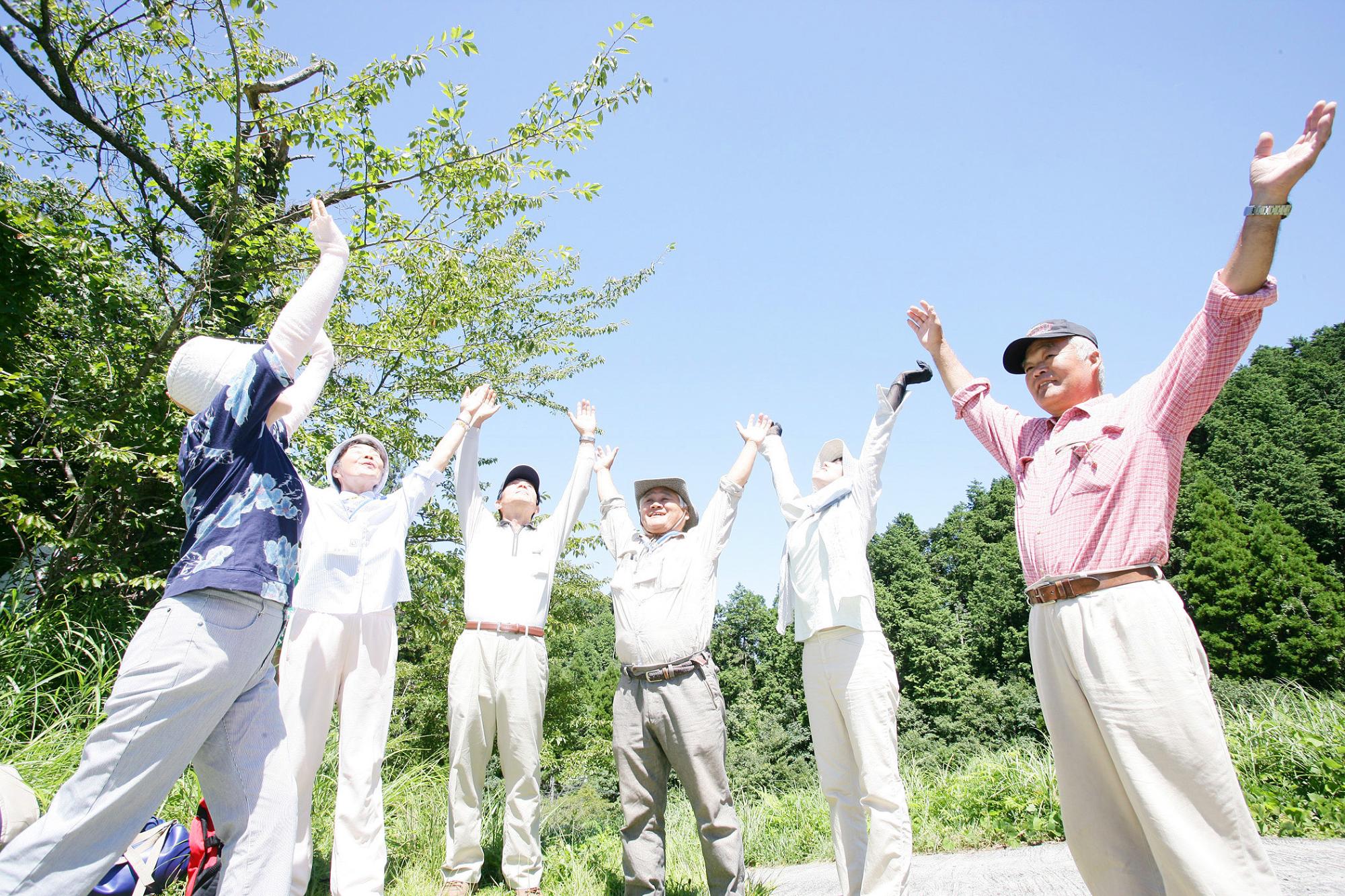 （写真）森の案内人