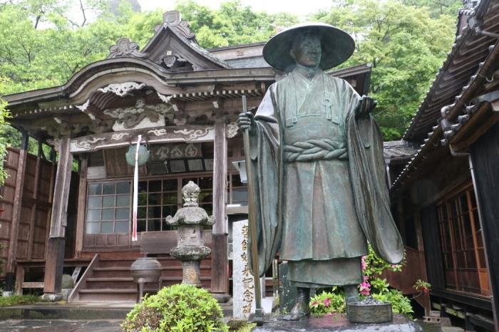 霊巌寺