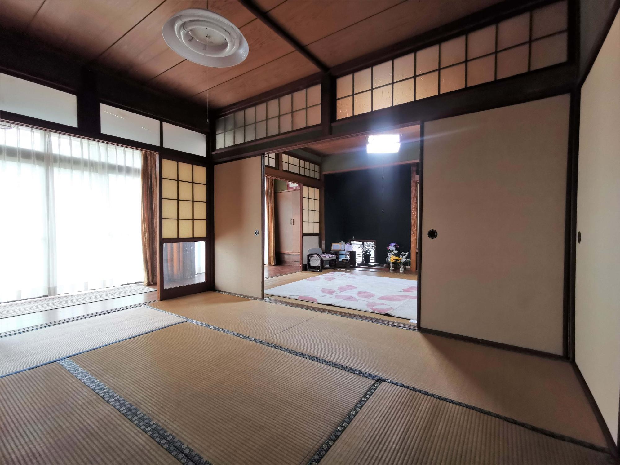 和室6帖続き間(東側)