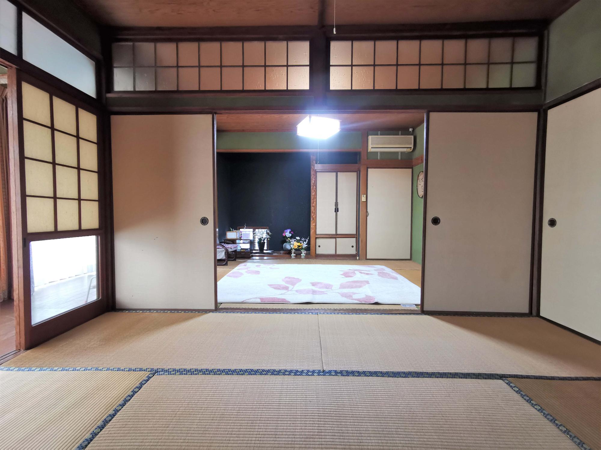 和室6帖続き間(東側)