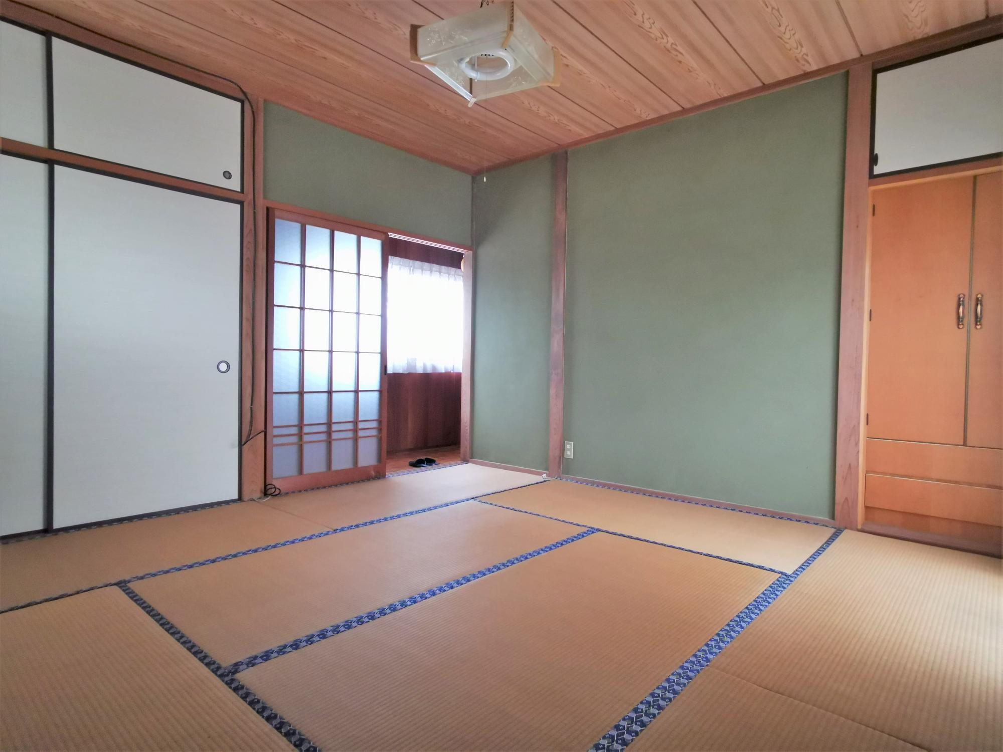 2階和室8帖
