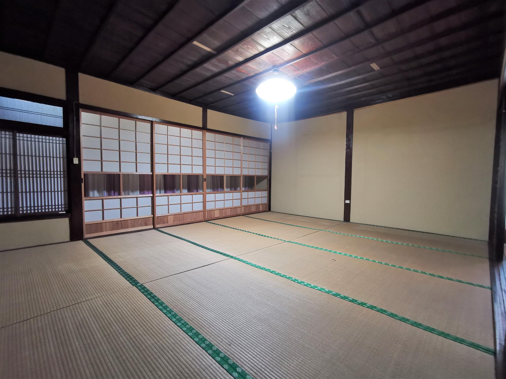 2階和室10帖