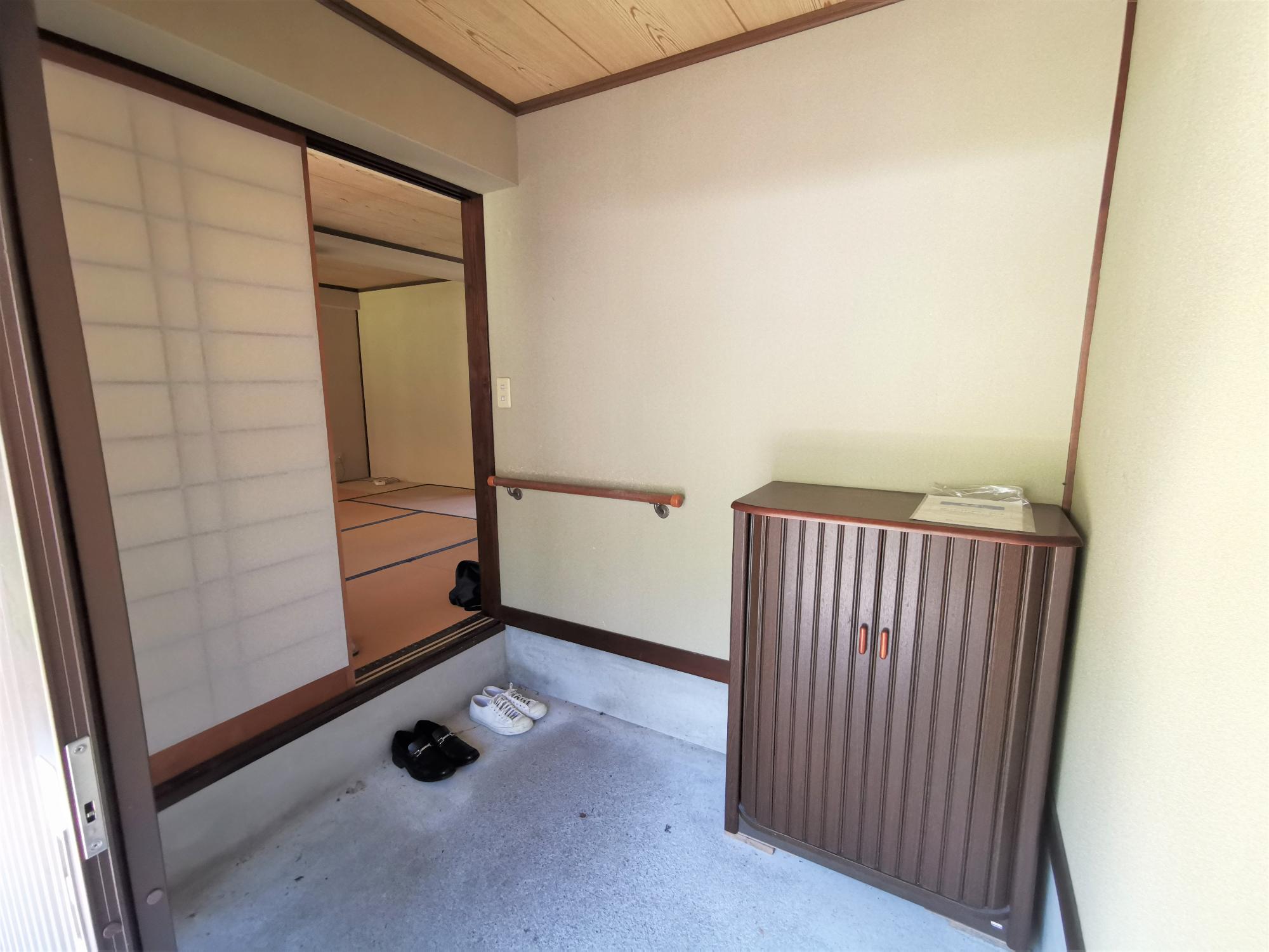 玄関