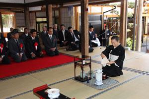 （写真）献茶祭