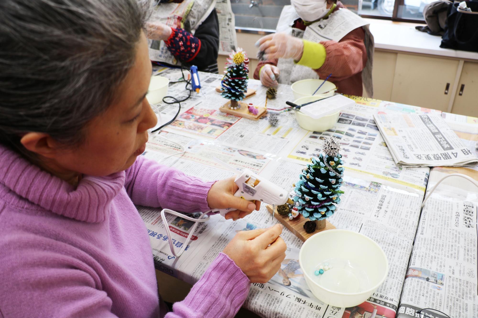 クリスマスツリー作り2