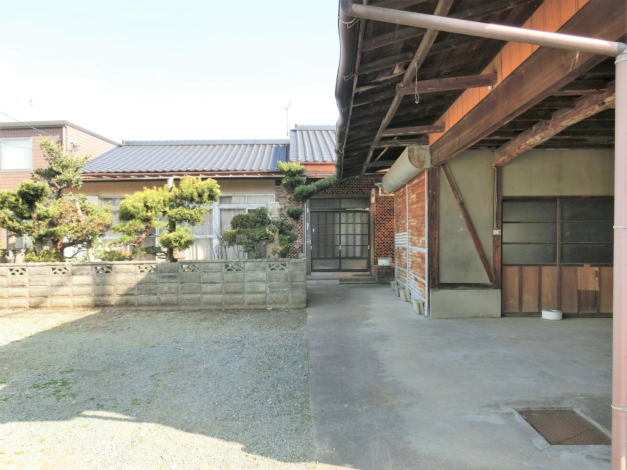 物件番号187番川犬
