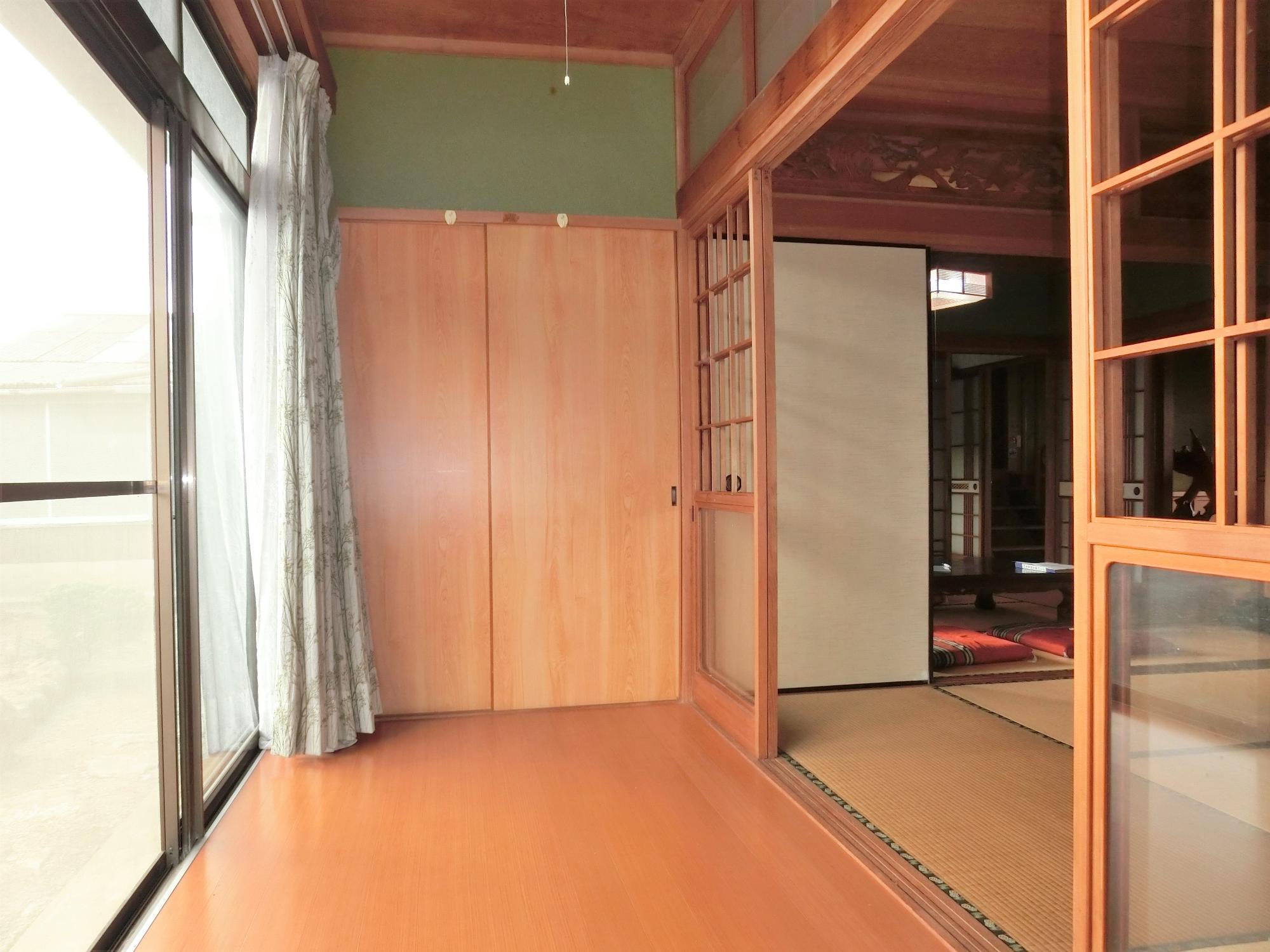 広縁