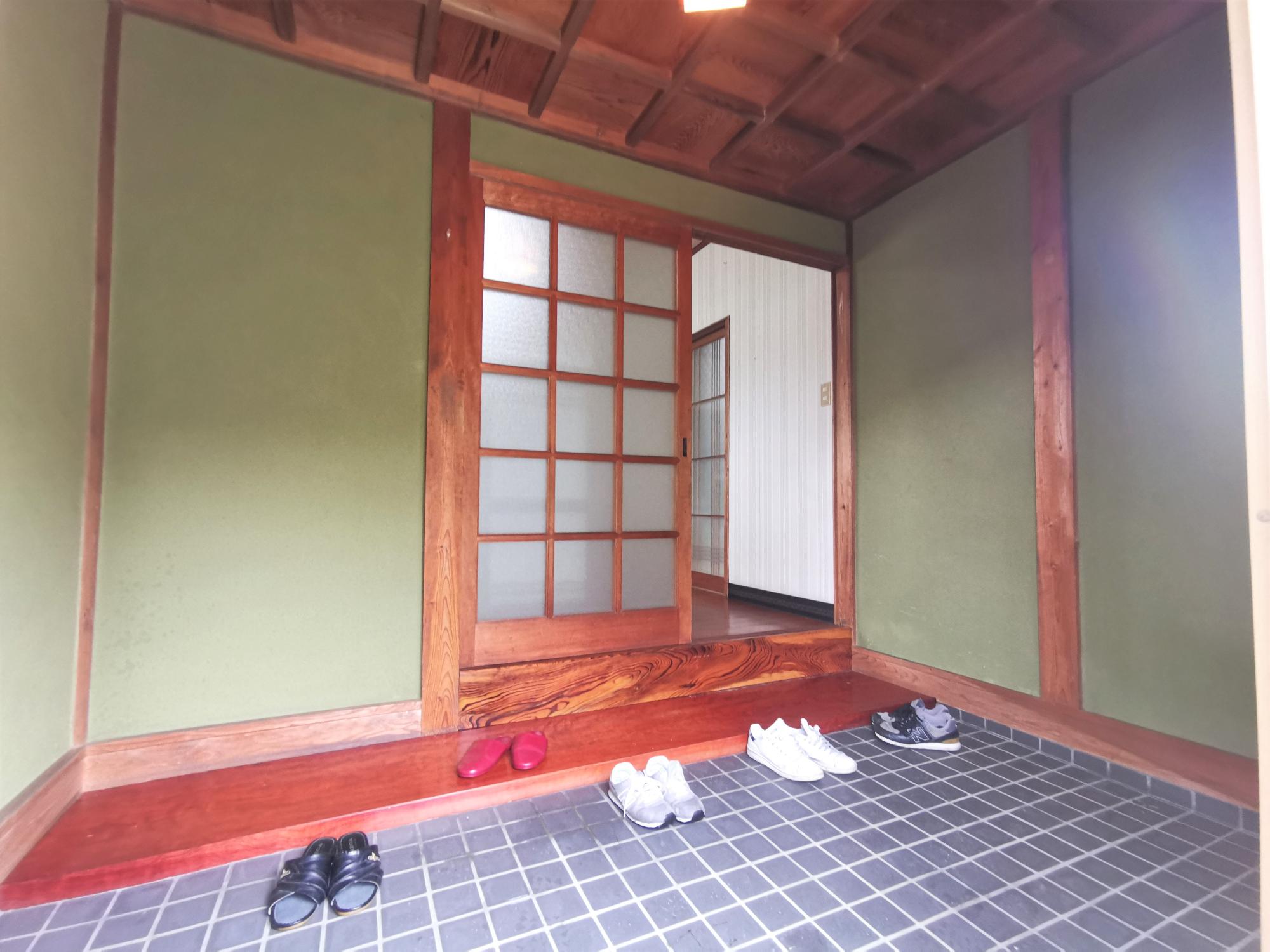 玄関