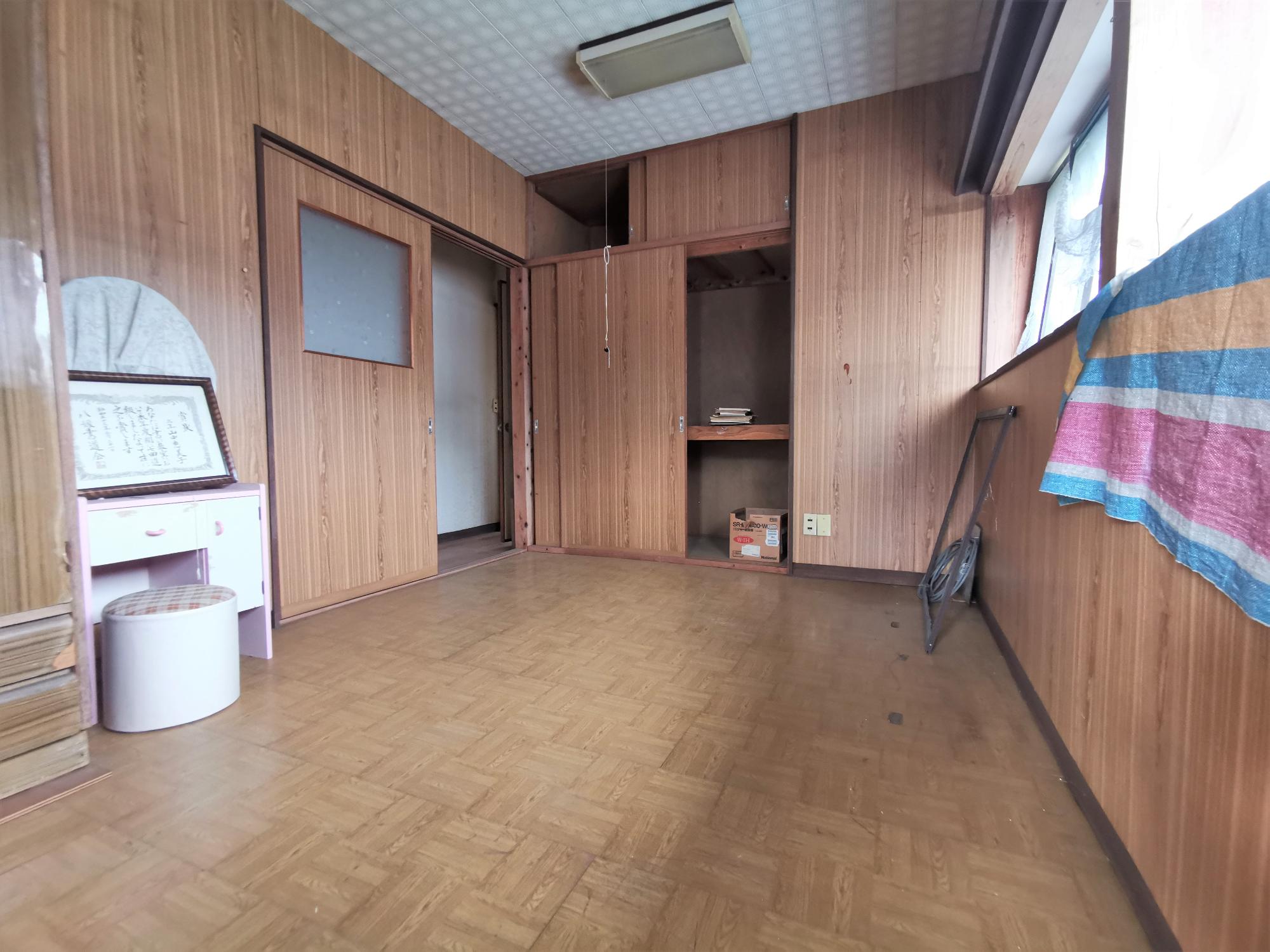 2階洋室6帖(南側)