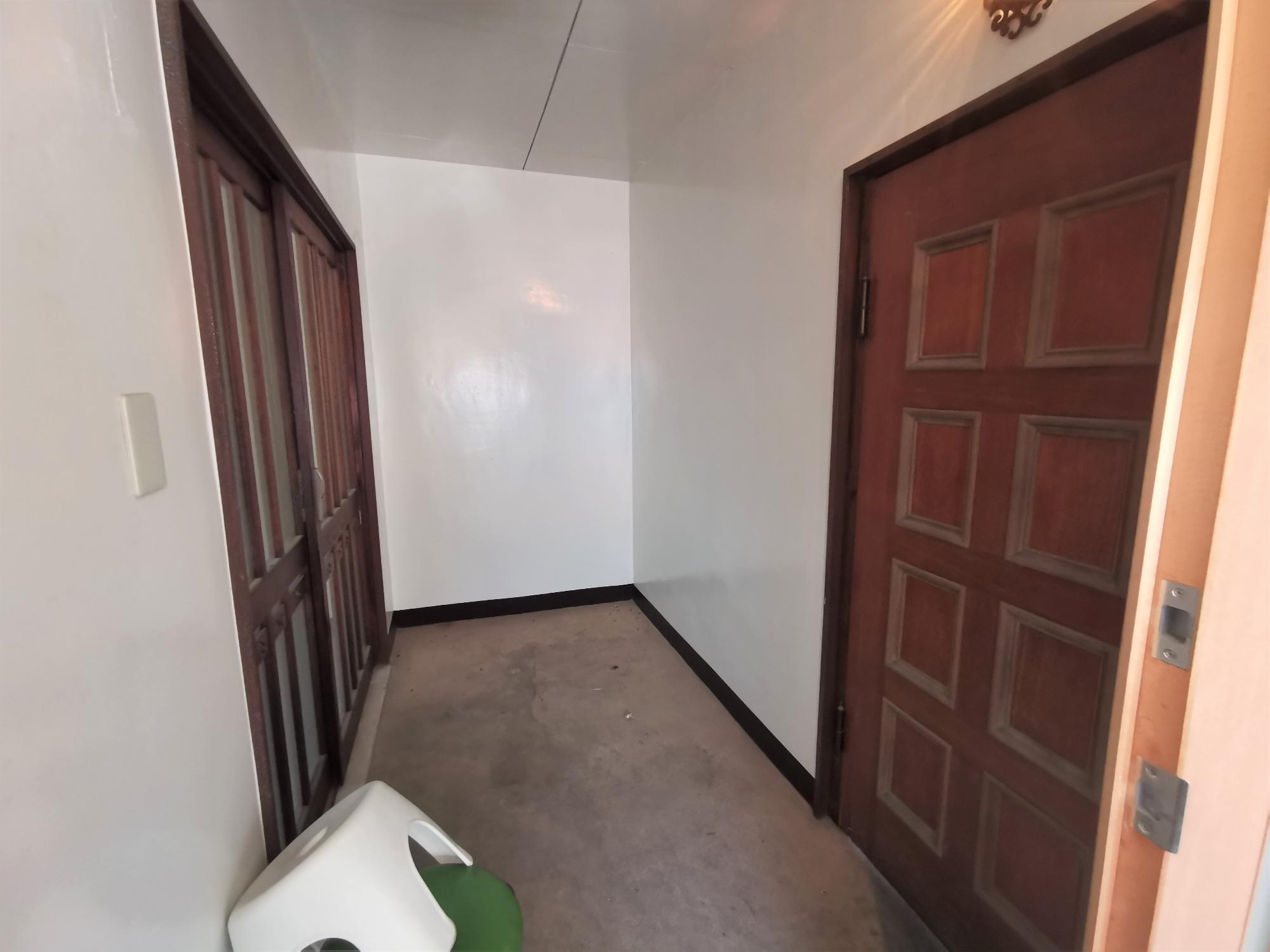 玄関前スペース