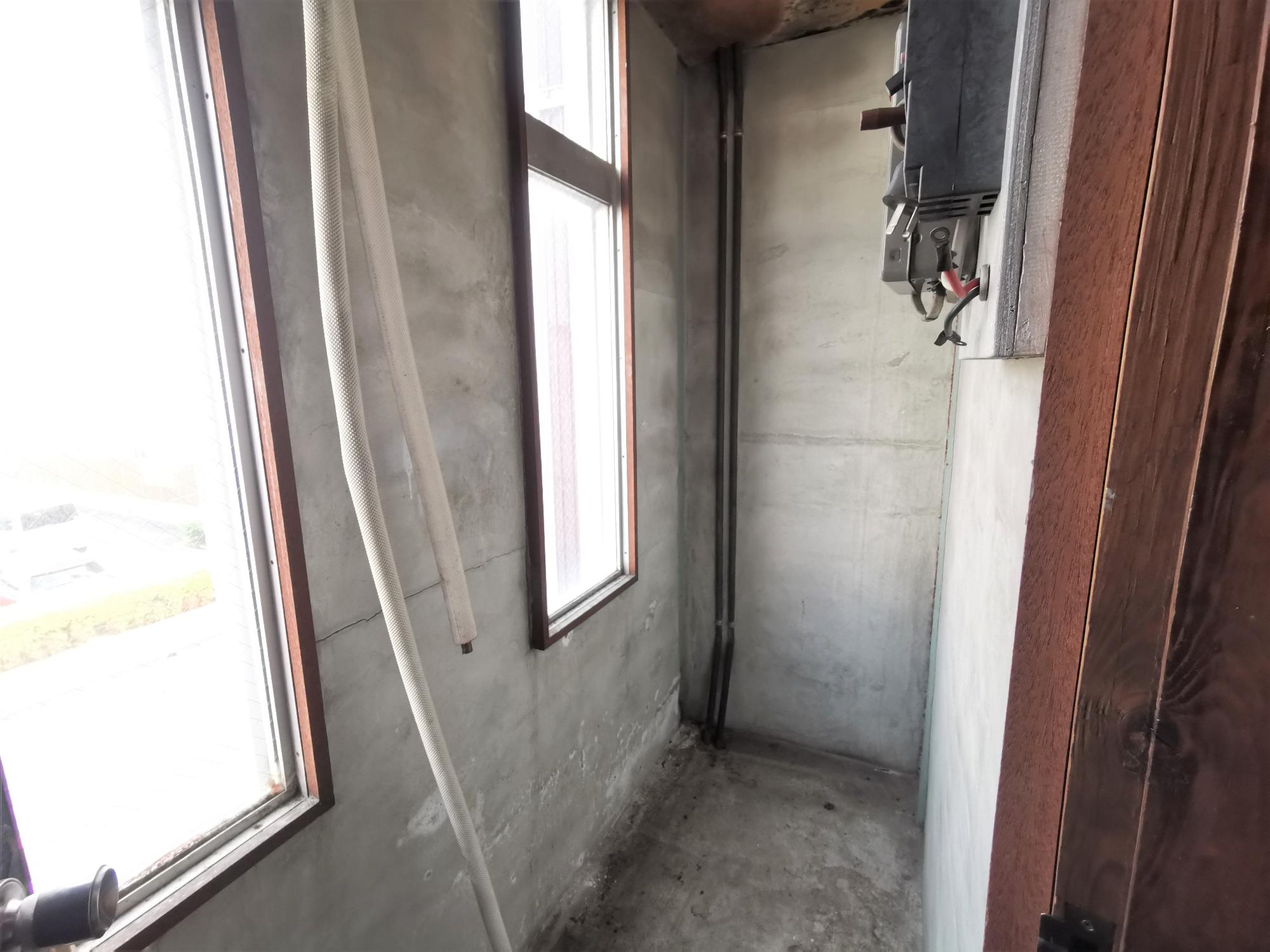 店舗室外機置場