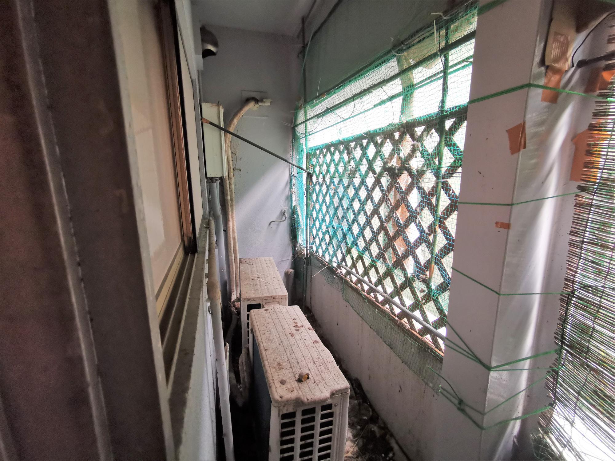 店舗室外機置場