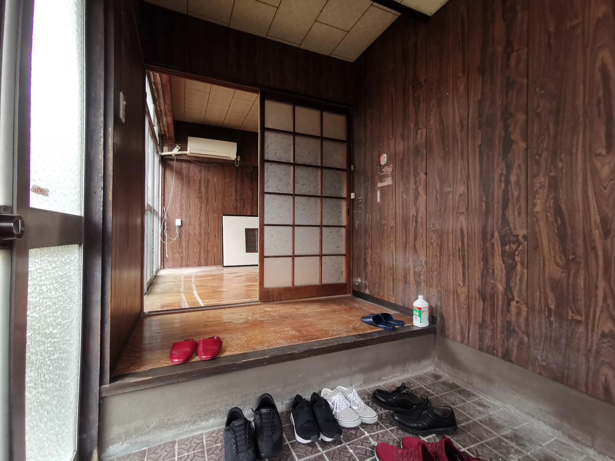 玄関