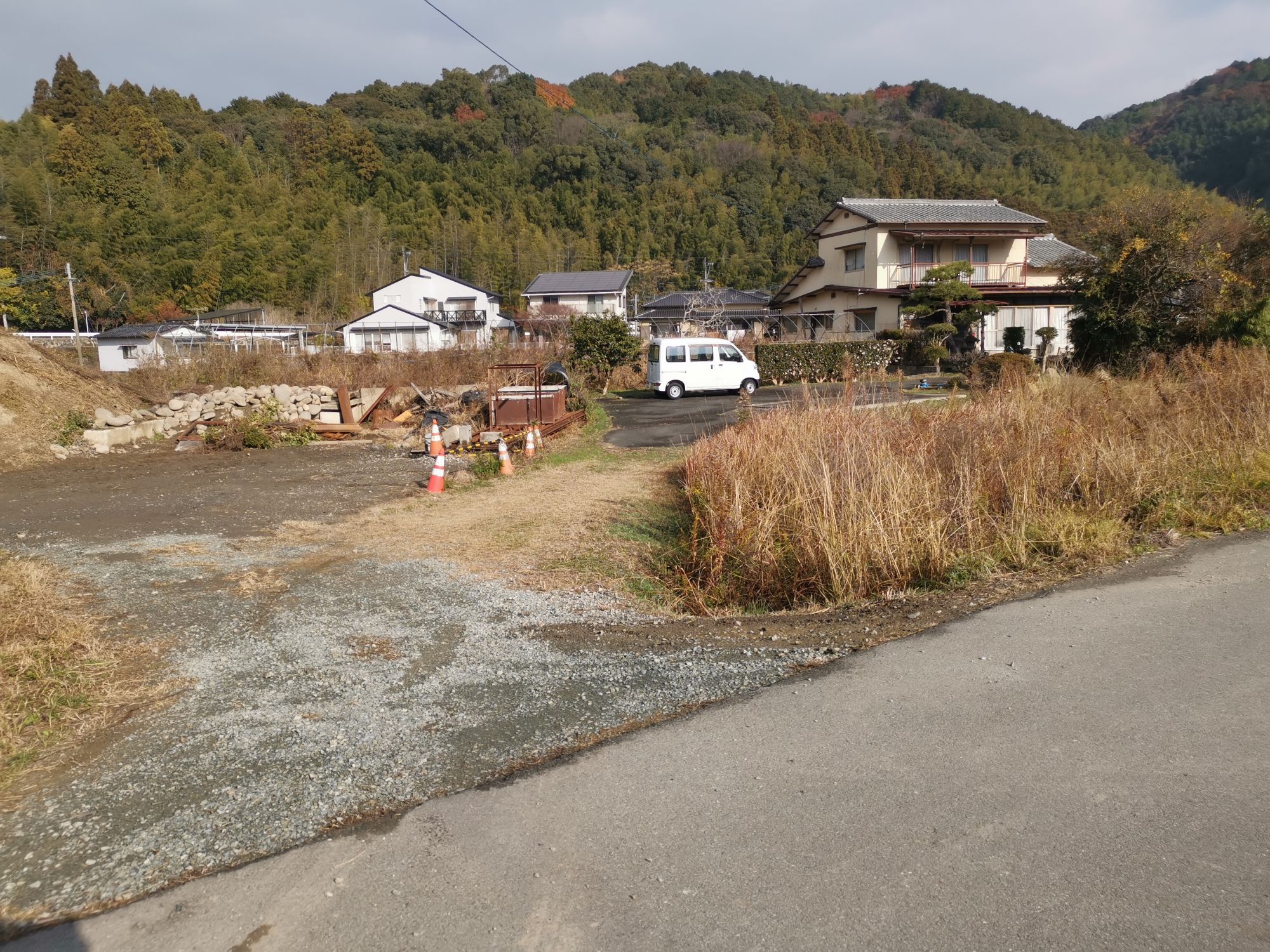 敷地内