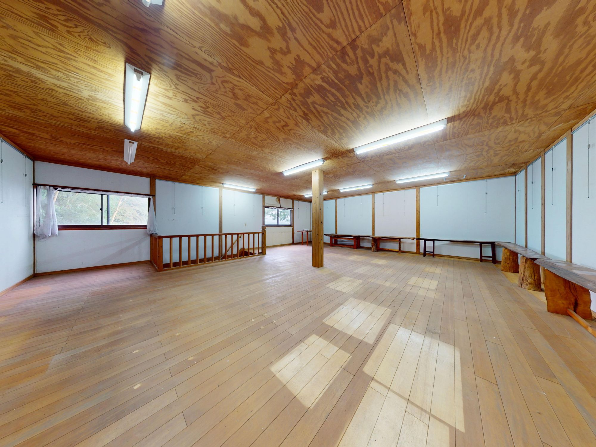 展示室（倉庫2階部分）