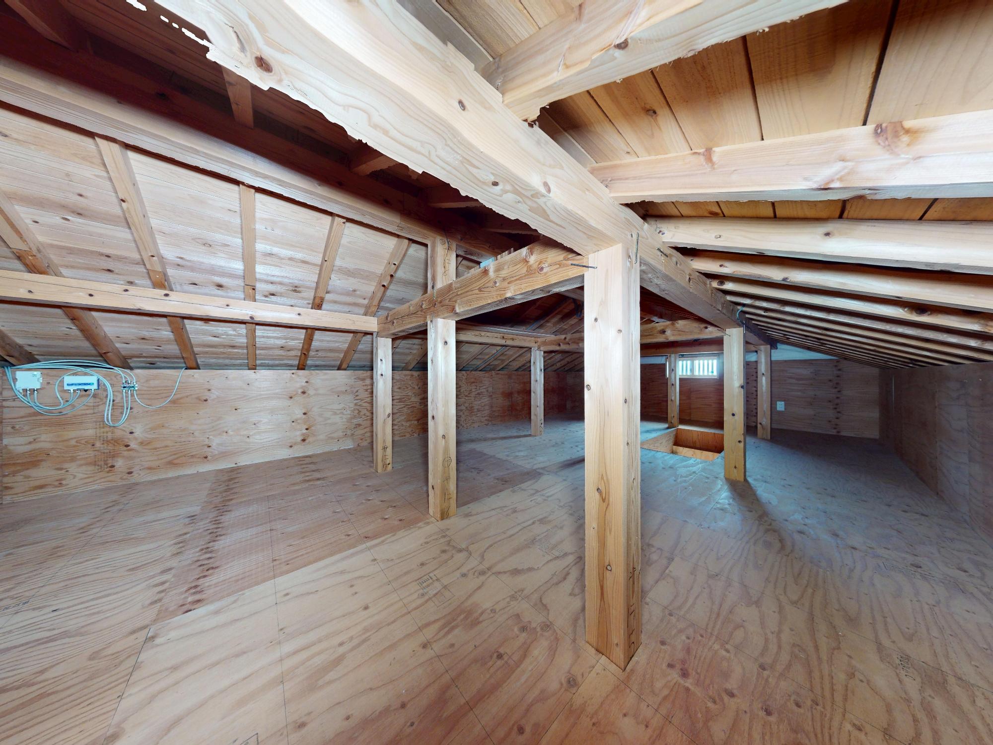 小屋裏部屋